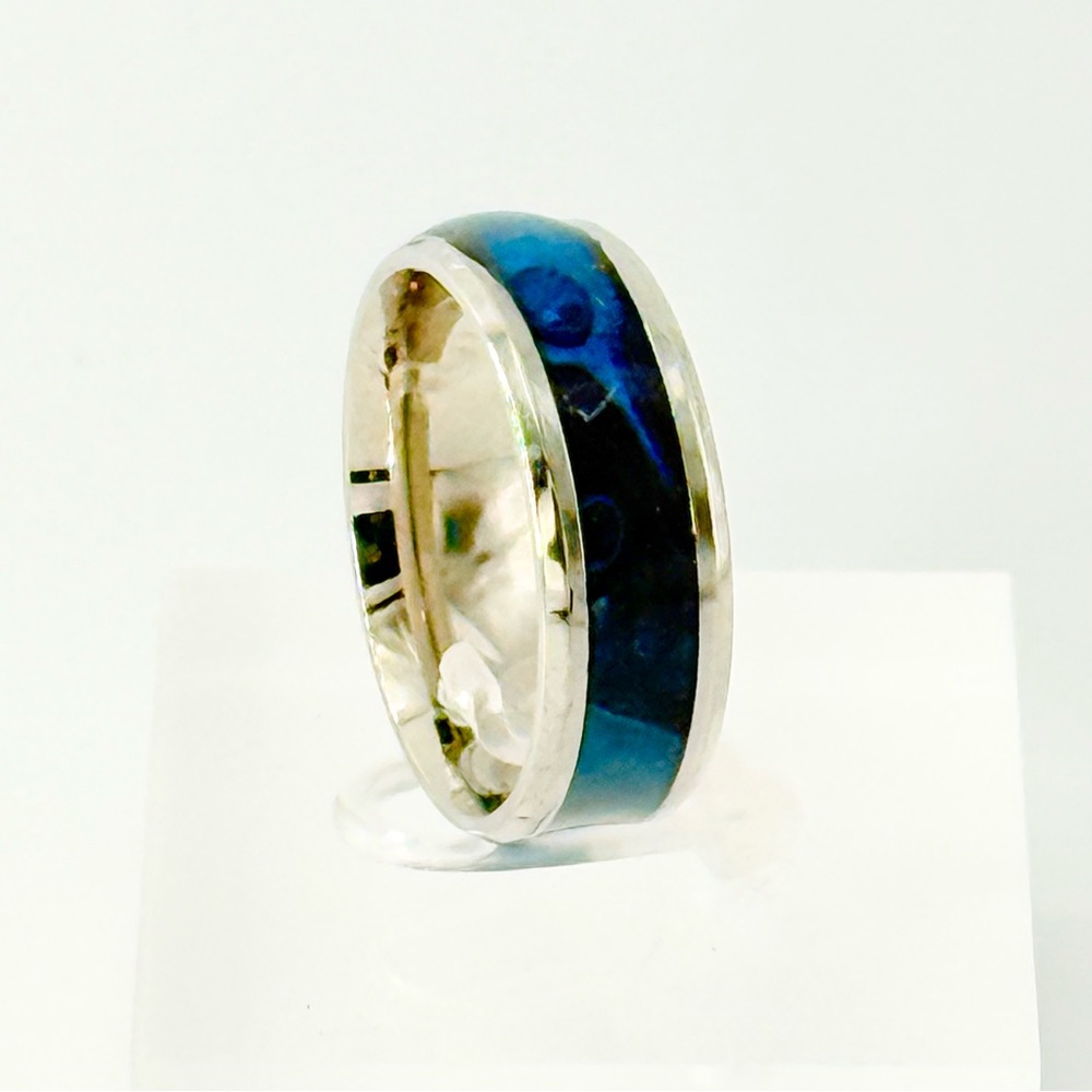 Stylish Silver Ring with Blue Inlay size 11 #004